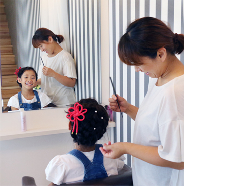撮影料0円 さざなみフォト 七五三の写真は兄弟姉妹で2着データ100カットのプラン平日26,800円～が人気です♪ 浜松市753写真